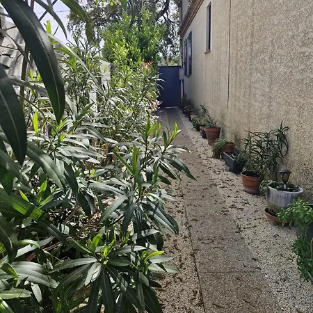 Maison Aux Portes Des Garrigues Feriehus