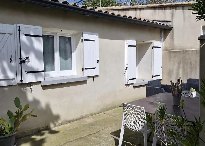 Maison Aux Portes Des Garrigues * נים